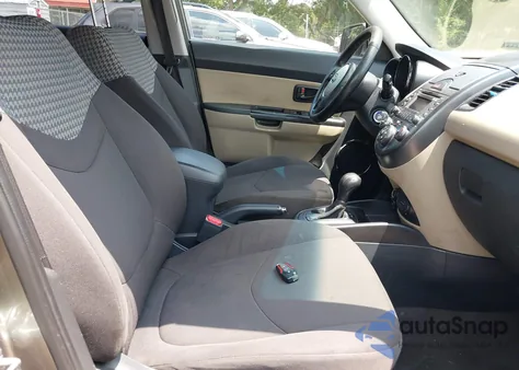 2011 Kia Soul ! from USA, damaged, VIN KNDJT2A23B7197599